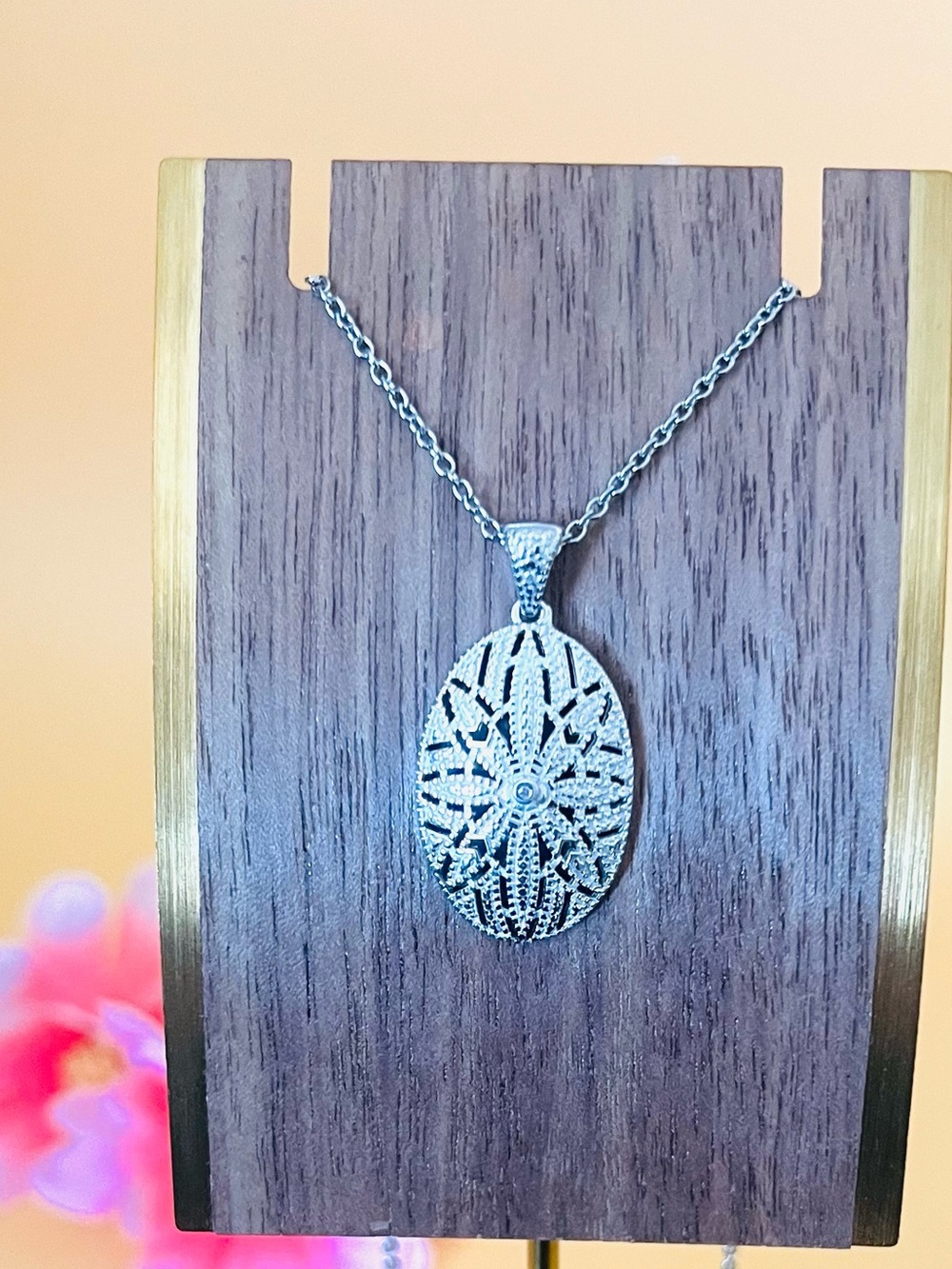 Diamond accent pendant platinum bond and necklace